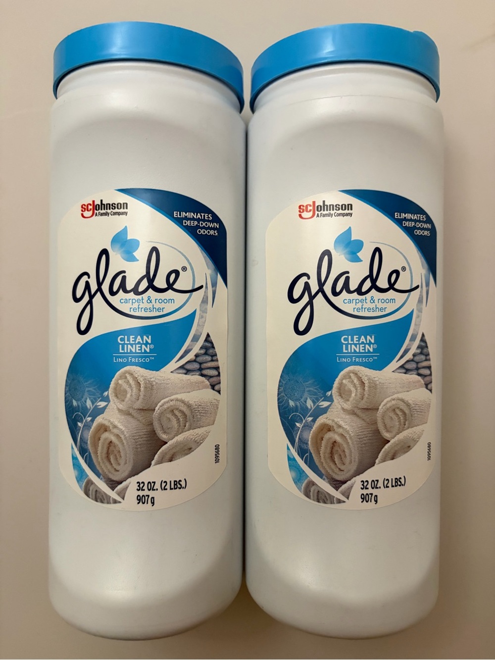 (2) Glade Clean Linen Carpet & Room Refresher/Odor Eliminator 32 oz each